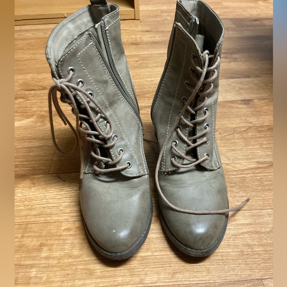 Combat Zip Up Heels. Size 8 from Express!